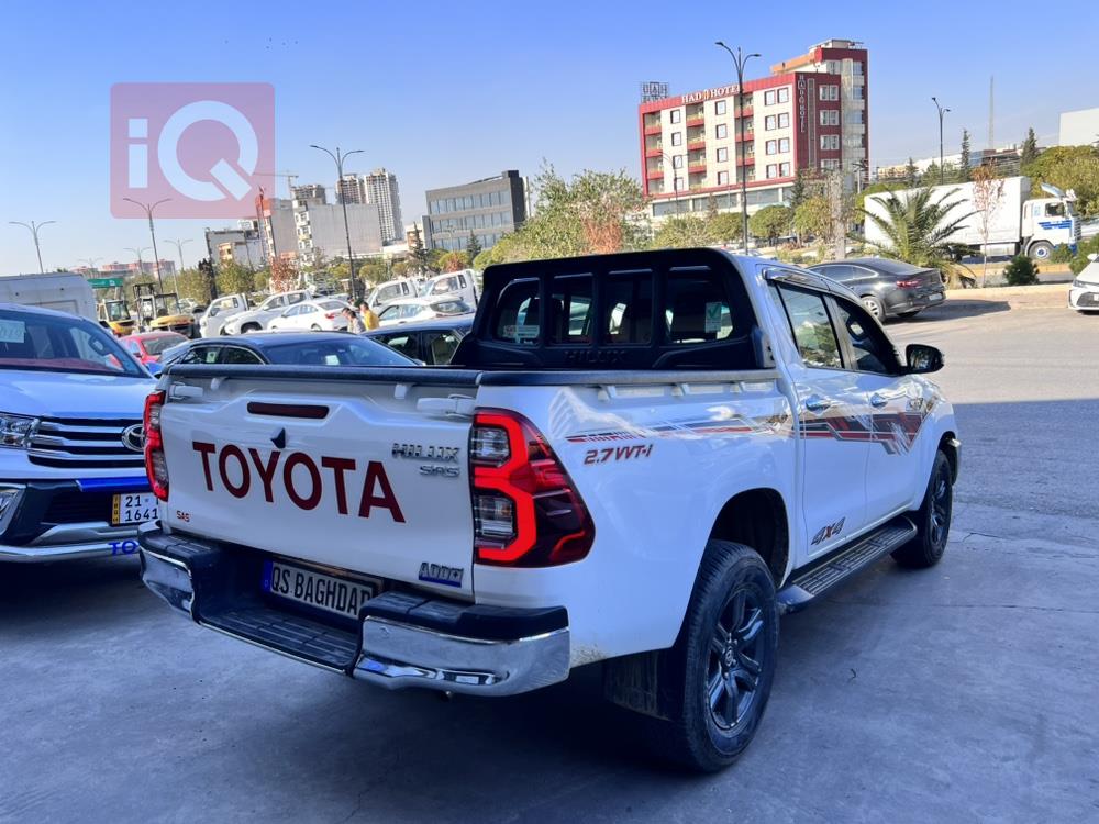 Toyota Hilux
